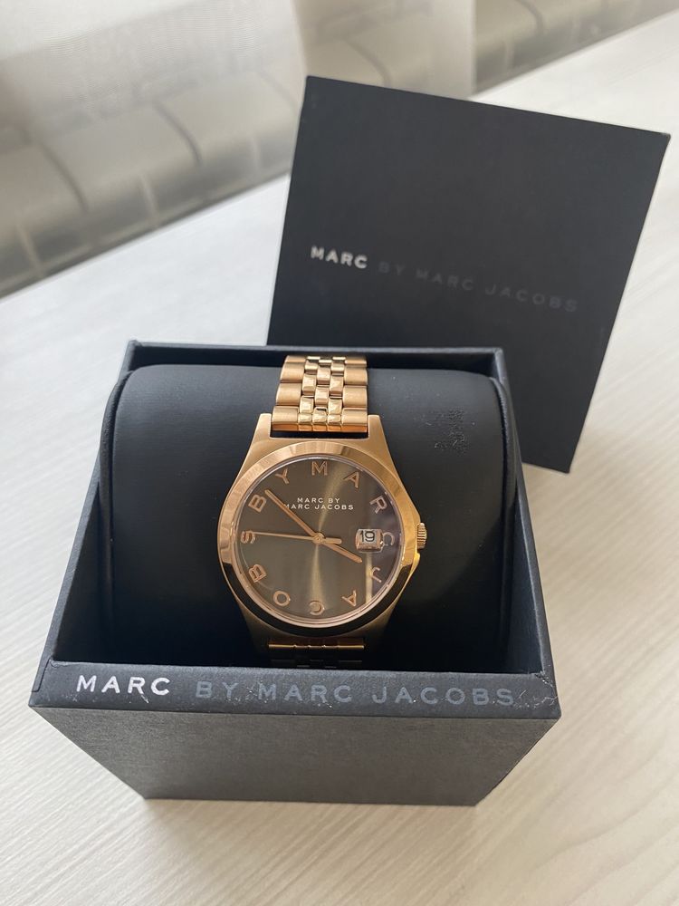 Оригинальные часы Marc Jacobs