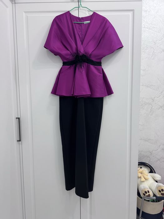 Платья один раз одела