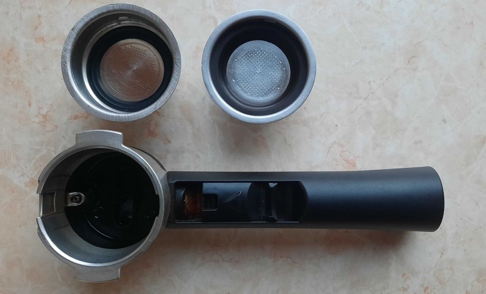 Ръкохватка с 2 цедки с крема дискове от Delonghi EC221