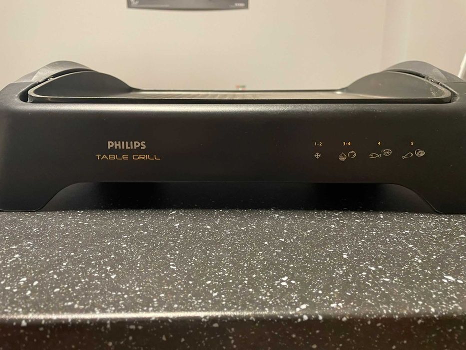 Gratar de bucatarie Philips cu temperatura reglabila