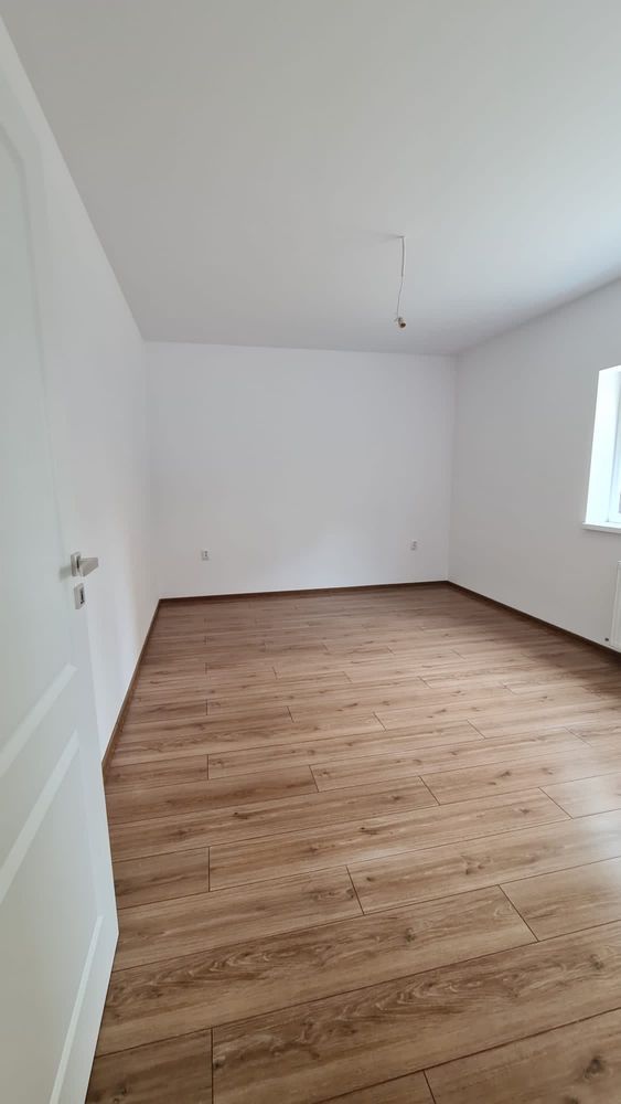 Inchiriez apartament NOU Selimbar 2 camere la parter preferabil firma