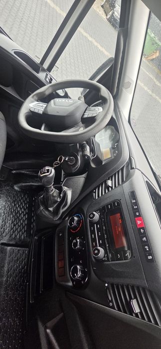 Iveco dayli 35c16 basculabil