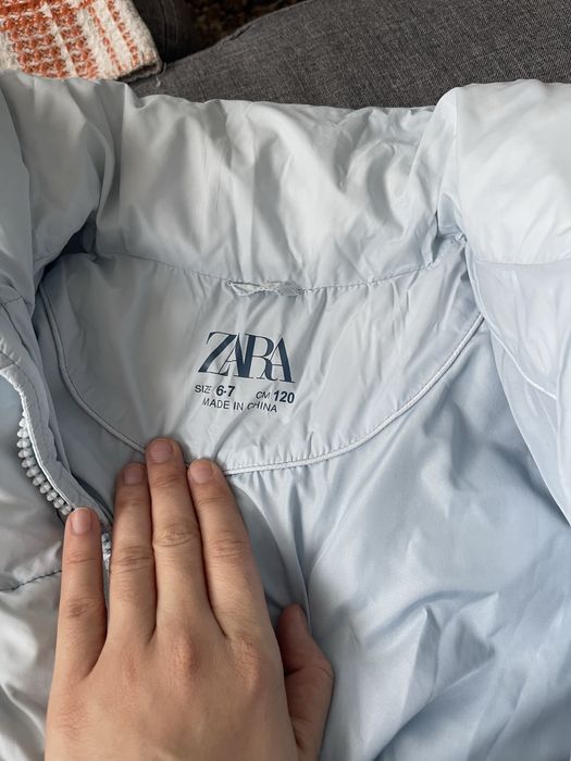 Куртка на девочку 6-7 лет