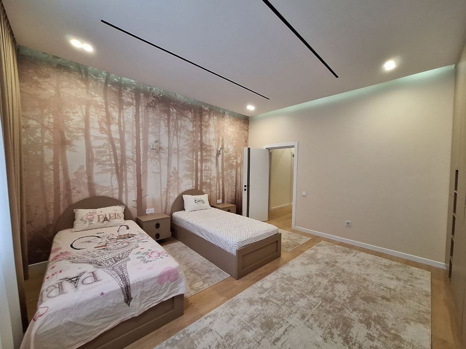 ЖК «Botanica De Luxe»  4/2/5 Площадь: 175 м²