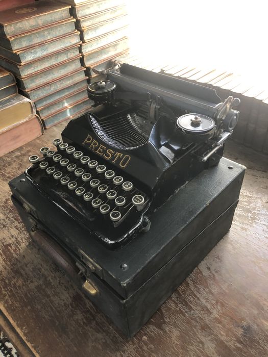 Masina de scris Presto vintage