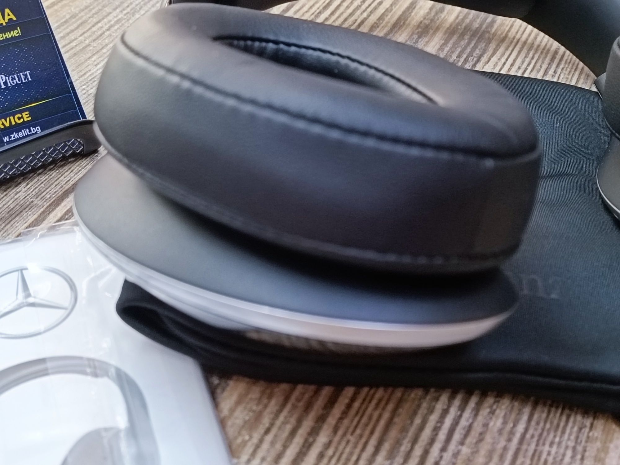 Bluetooth слушалки Mercedes Benz