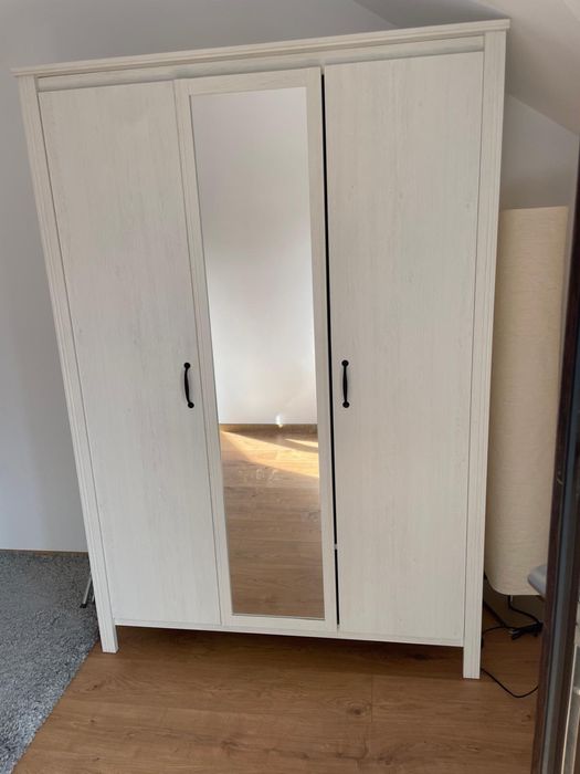 Dulap Ikea , 3 usi