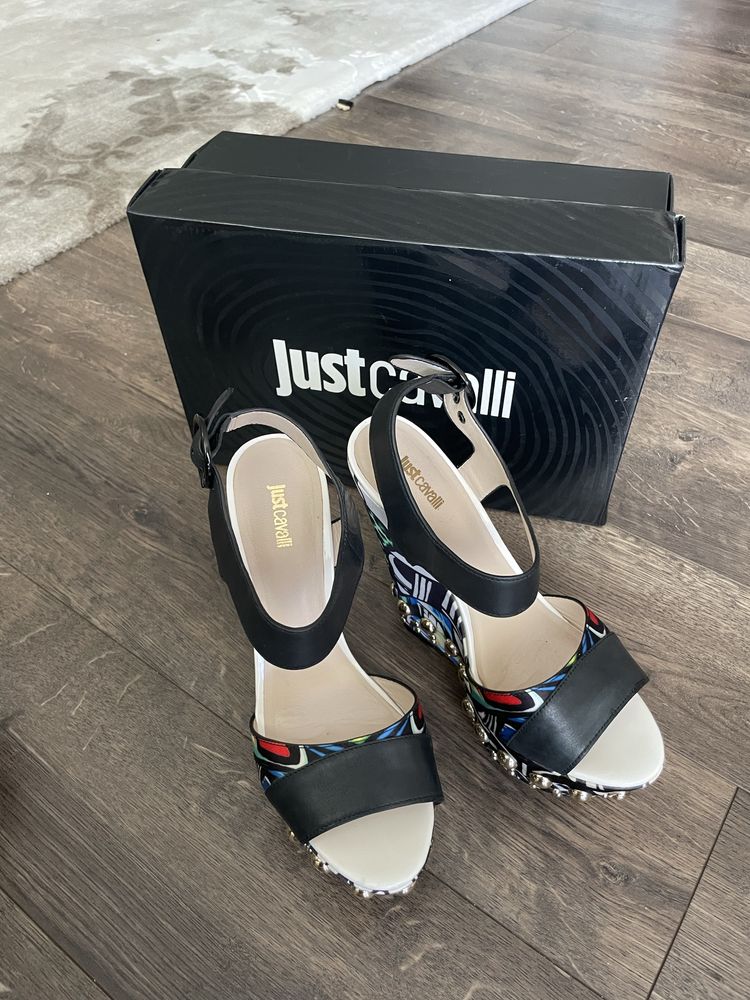 Кожени сандали Just Cavalli