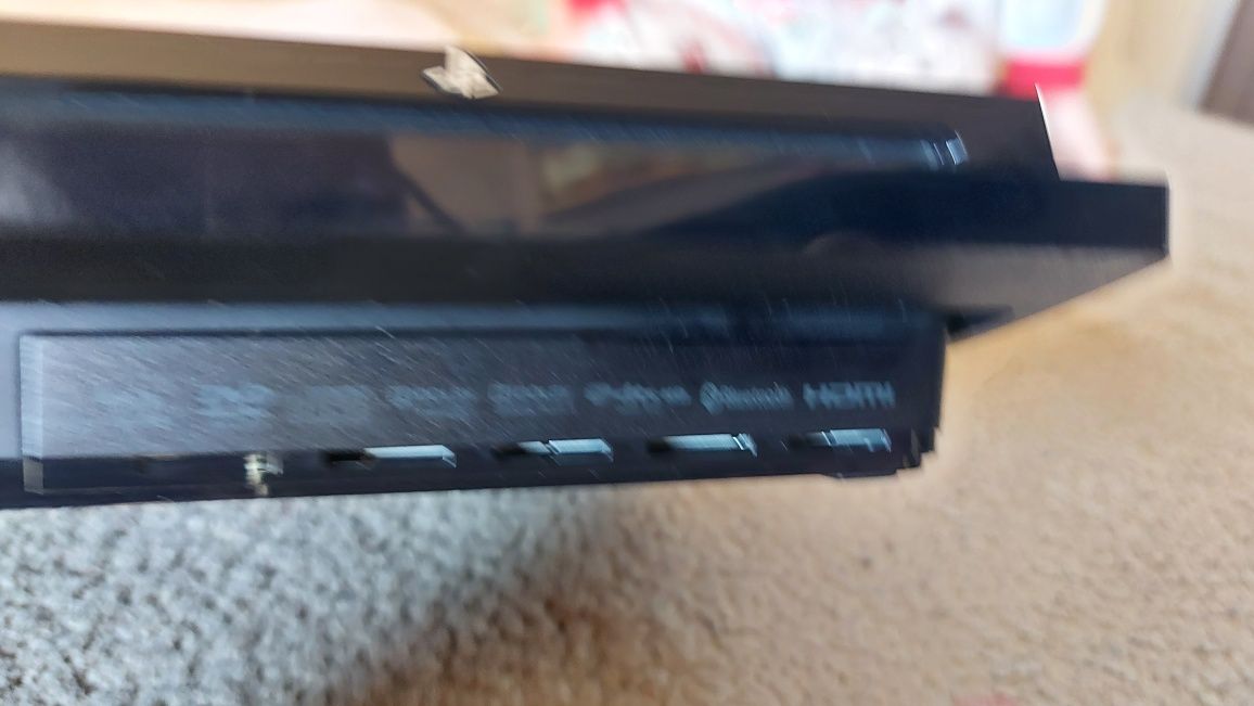 PS 3 Плейстейшън 3 много запазен 2 джойстика