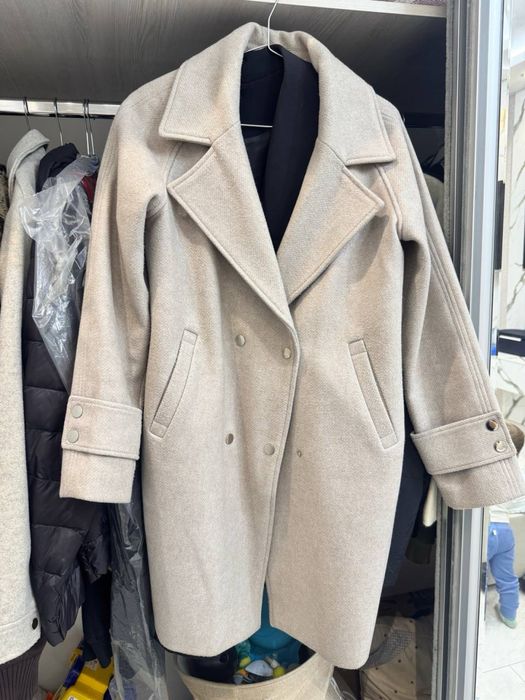 Продам женское пальто