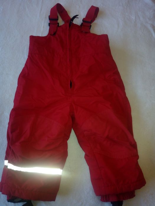 COMBINIZON iarna copii,marca H&M.Varsta 1-3 ani.