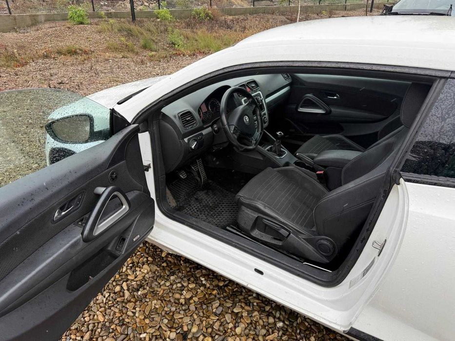 Volkswagen Scirocco 2.0d Usor avariat