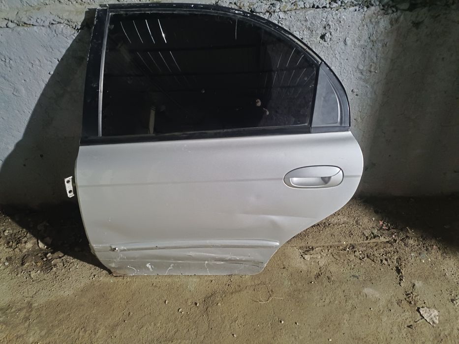 Продам дверь на Киа спектра