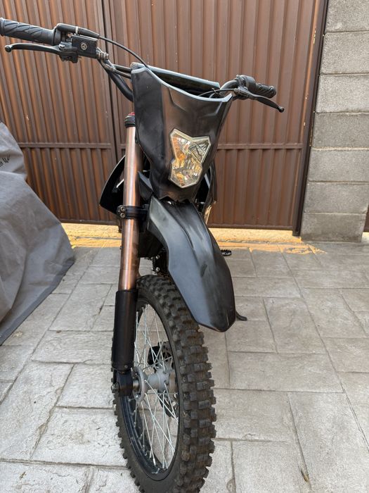 Vand KXD Hurricane 125cc3 din 2024 Iunie