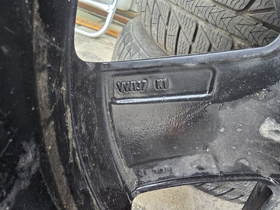 Алуминиева джанта с гума 205/55/R17 Volkswagen