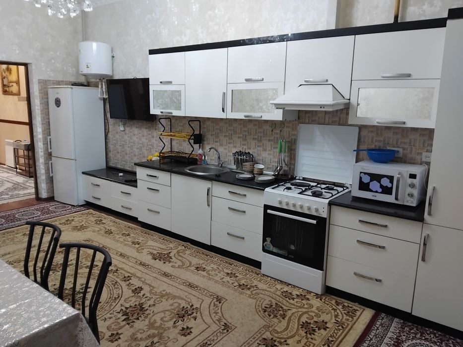 3 хоналик барча шароитлар мавжуд.карши шахар марка  супермаркет ёнида