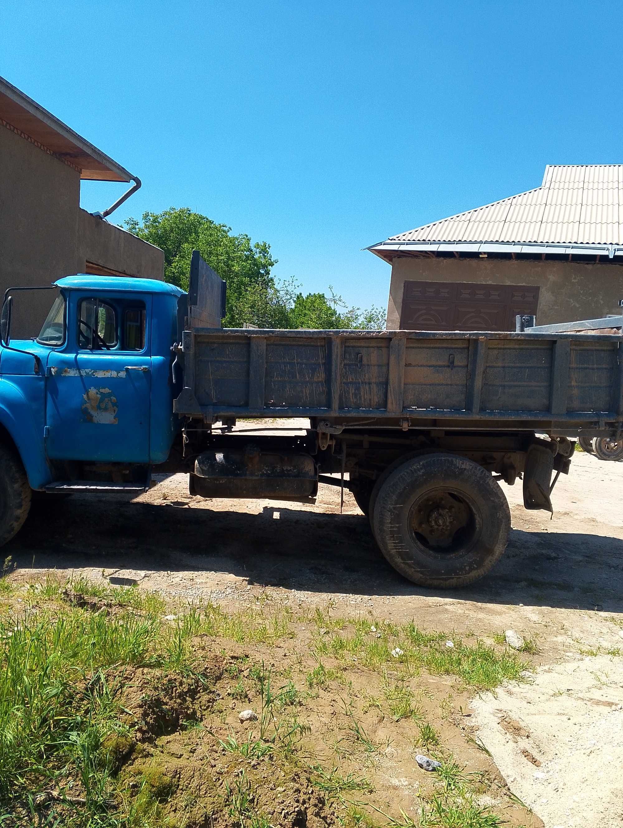 Zil 130 samasval salarka 3 tomonga ogʻdaradi