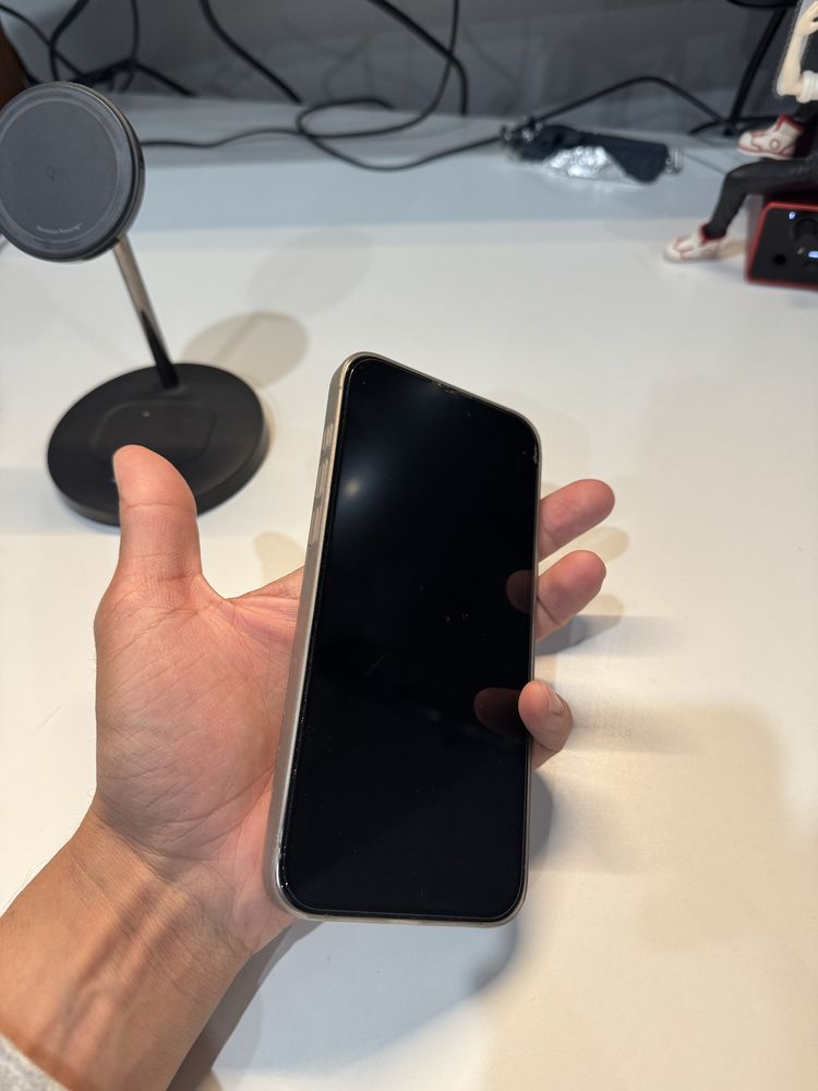 Iphone 15 pro max 256 gb в идеальном состоянии