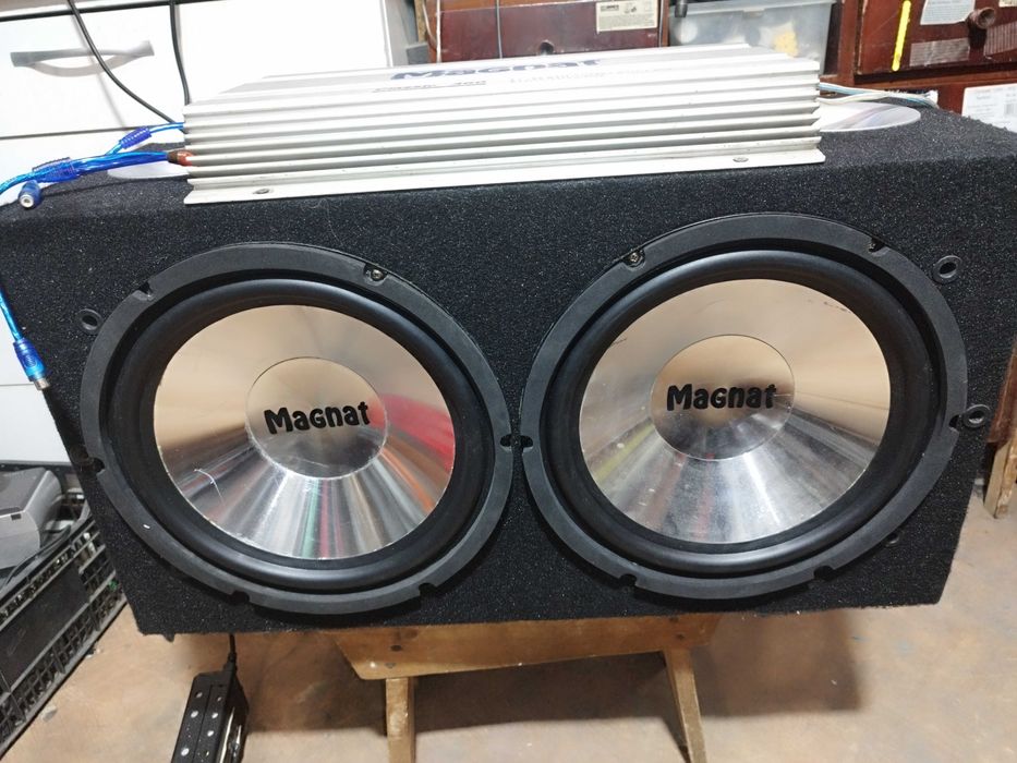Subwoofer / tub de bass Magnat dual 12''