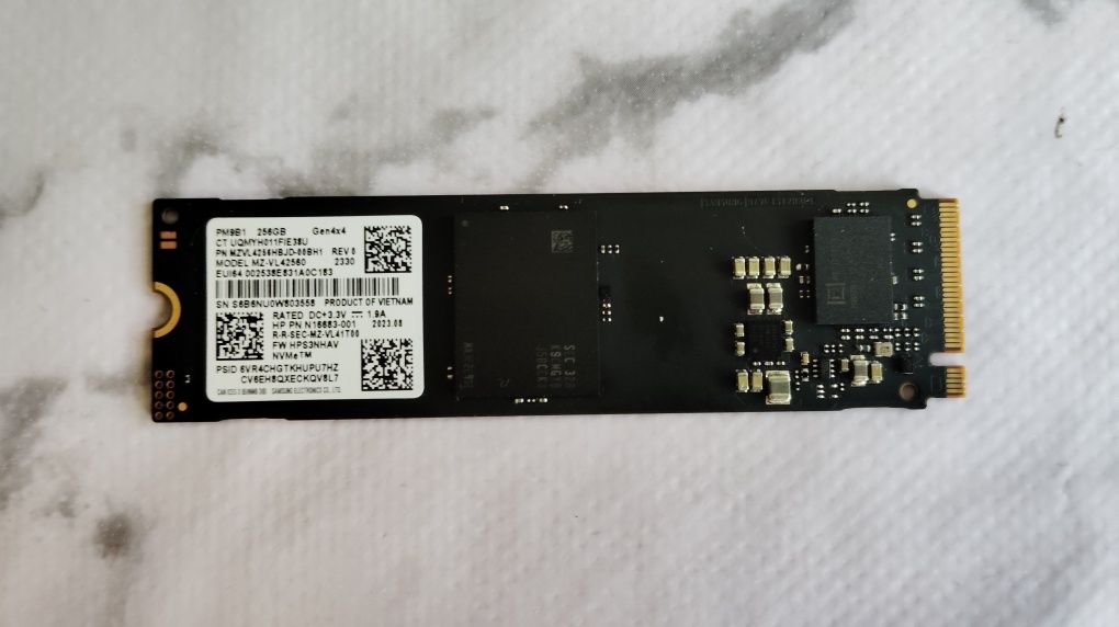 SSD накопитель для ноутбука