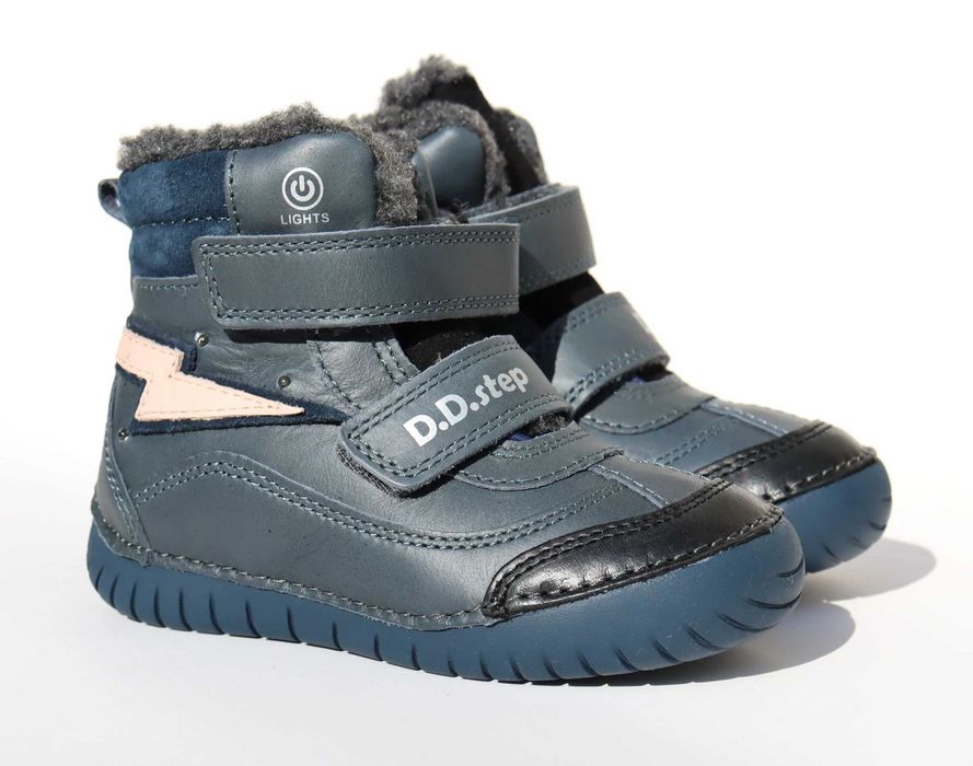 НОВО! Зимни боти за момче DD Step -LED Светещи 25-30