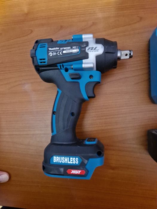 Mașina de înșurubat cu impact