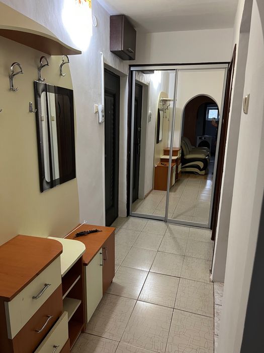 Închiriere apartament 3 camere – Craiovița Nouă, Craiova