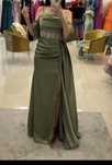 rochie puratata doar la un eveniment
