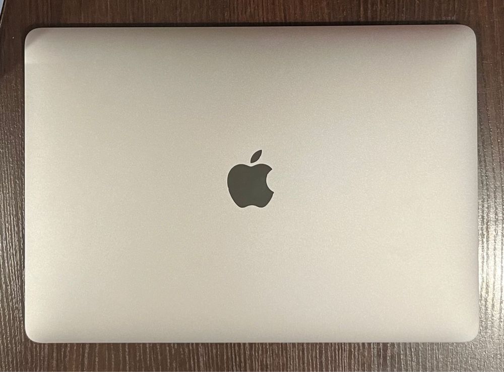 Продается macbook air m1 2020