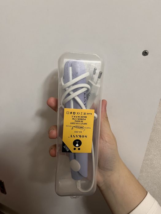 Мини утюжок очень красивый