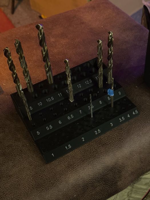 Органайзер / стойка за бургии и свредла