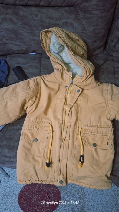 Продам детскую тёплую куртку