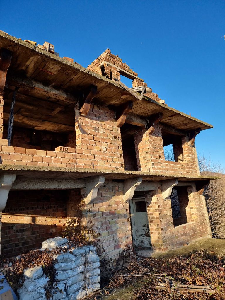 Продава се Къща в Стара Загора, Загорка - 300 кв.м за 94 €/кв.м - Снимка #3