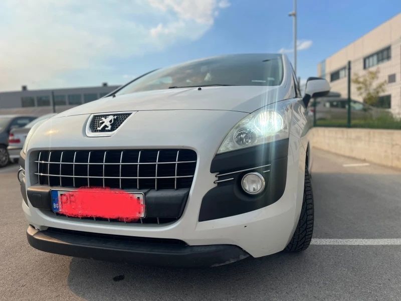 Peugeot 3008 в отлично състояние. Сервизна книжка.