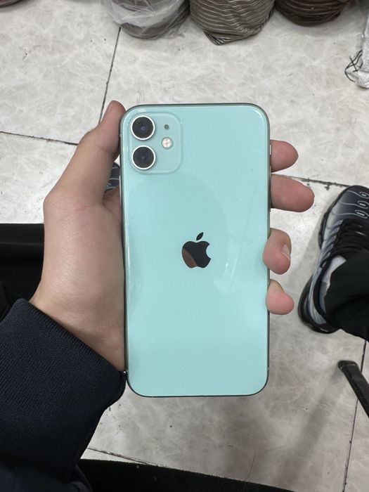 Iphone 11 (och yashil)