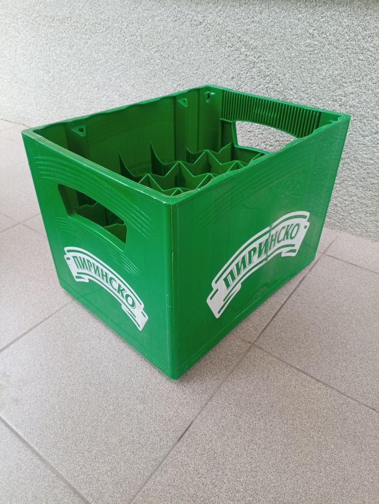 Продавам 4 бр каси за бира