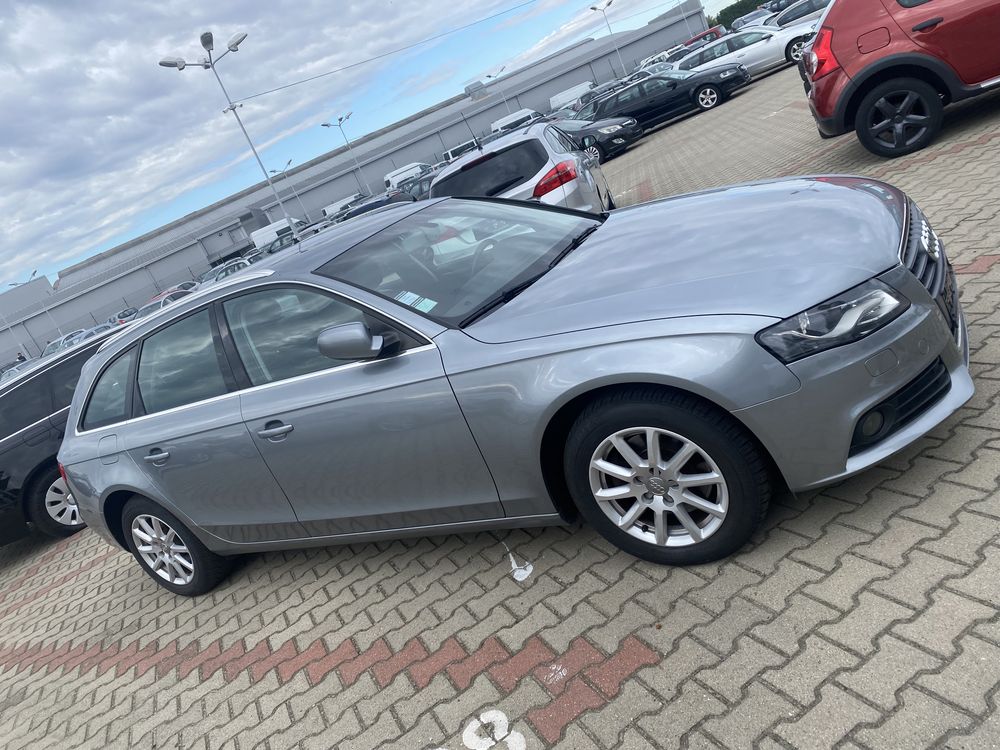 audi a4 b8 2012  2.0 tdi !