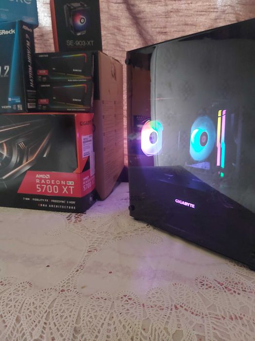 PC Gaming / Fortnite/ CS2/ LOL (AMD RX 5700XT 16 GB DDR4)