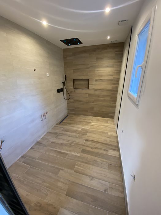 Glet//  Zugraveala // Renovari interioare