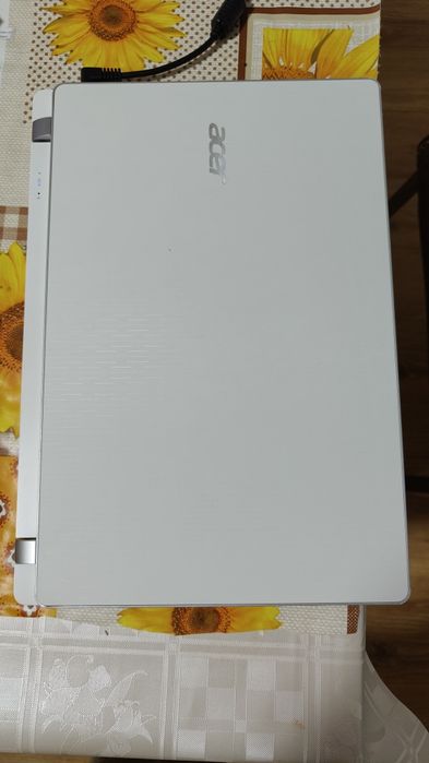 Defect, se vinde pentru piese