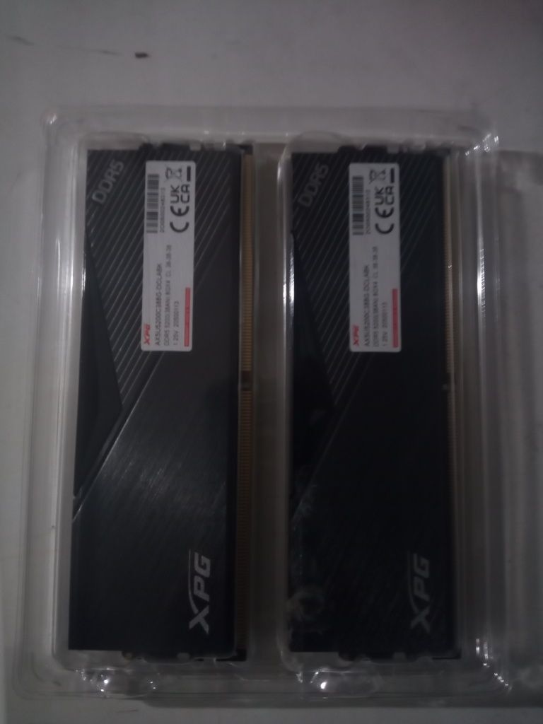 ОЗУ XPG Lancer 8гб*2