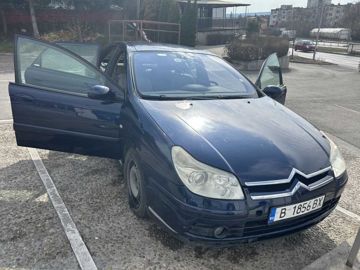 Продавам Citroen C5 Exclusive дизел 137 к.с.  регистрирана, обслужена