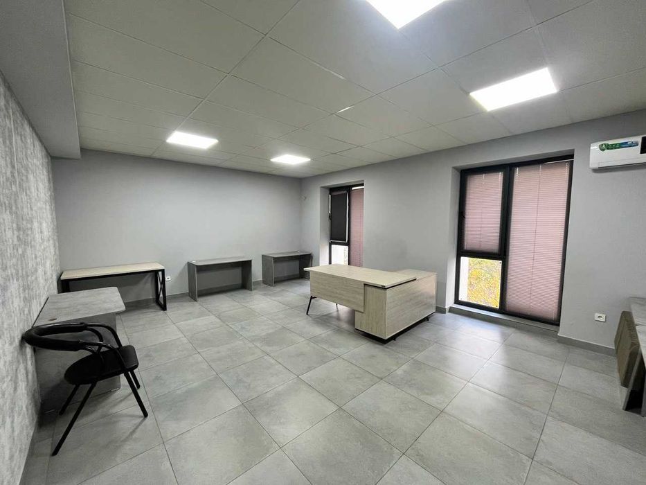 [KБ] Сдается Офис 33 м² с мебелью | Дархан, рядом с метро | $500/мес