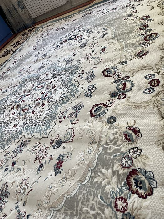 Кілем сатылады 3х5