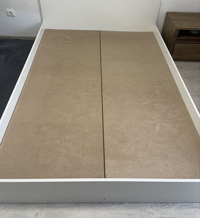 Vand pat 200x140 + saltea