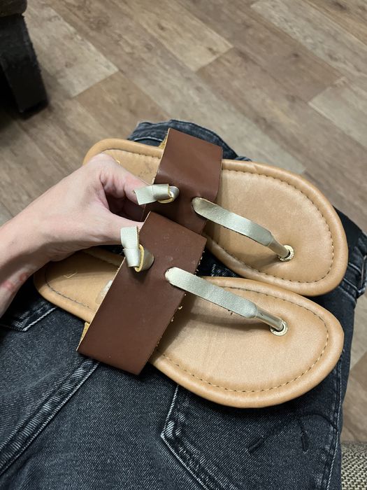 Шлепанцы новые, 36 размер