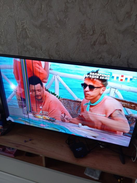 Продам телевизор LG