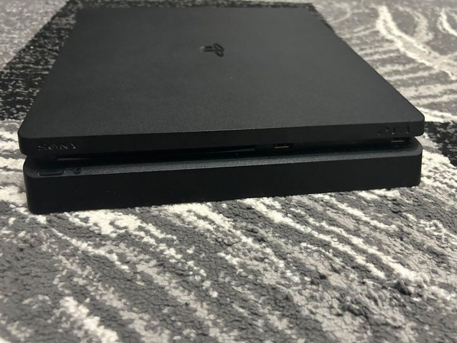 Продавам Playstation 4 slim