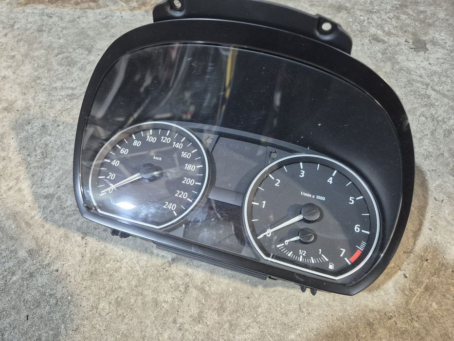 Километраж Бмв 1 серия Е87 Bmw 1 series E87