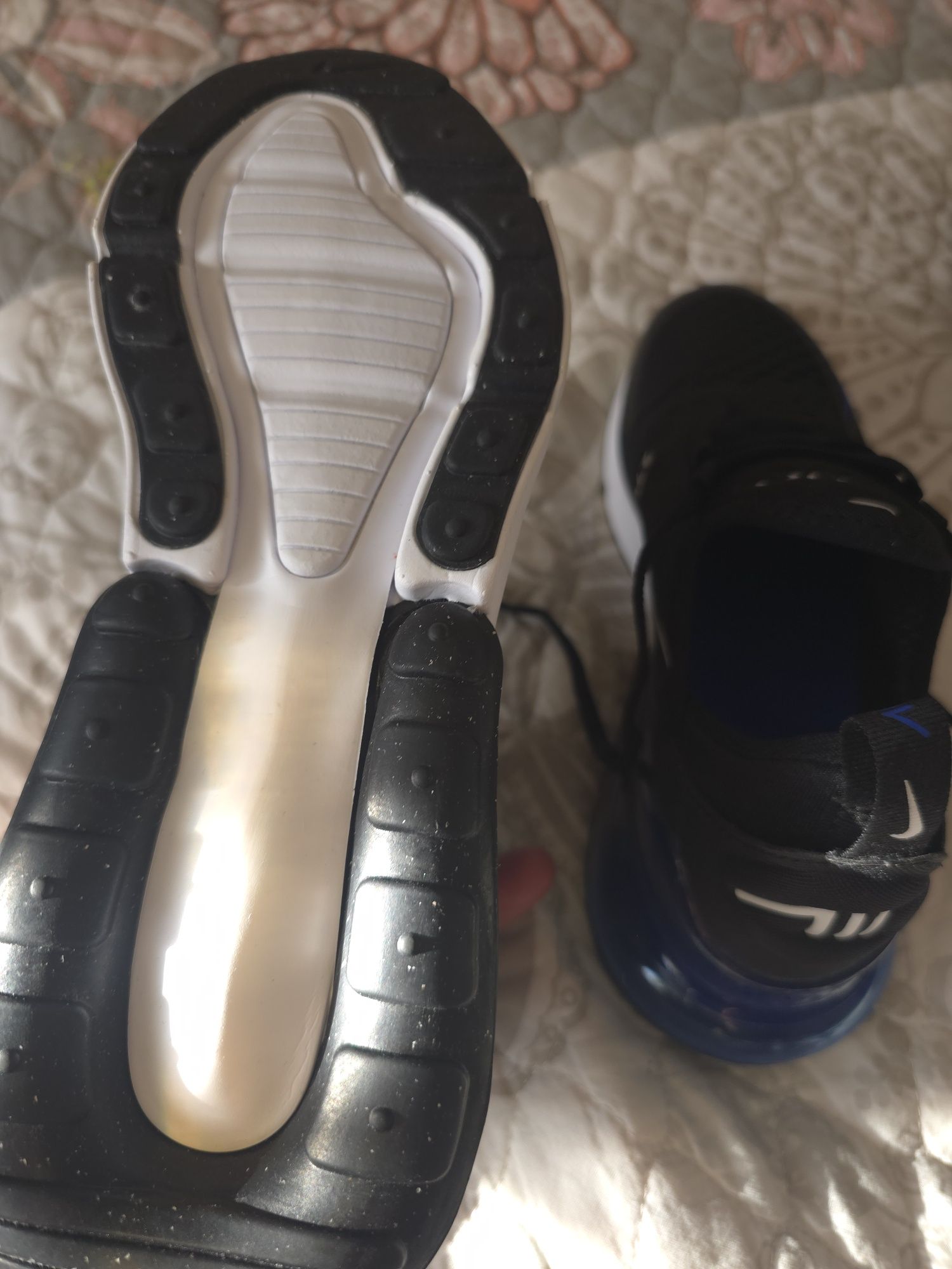 Nike air 270 - размер 37.5